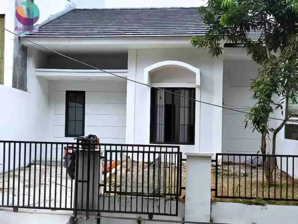 Disewakan cepat rumah strategis siap huni di bukit golf