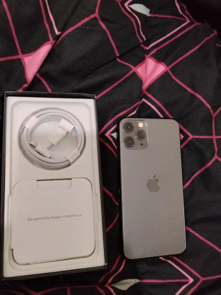 Iphone 11 pro 256gb hanya satu