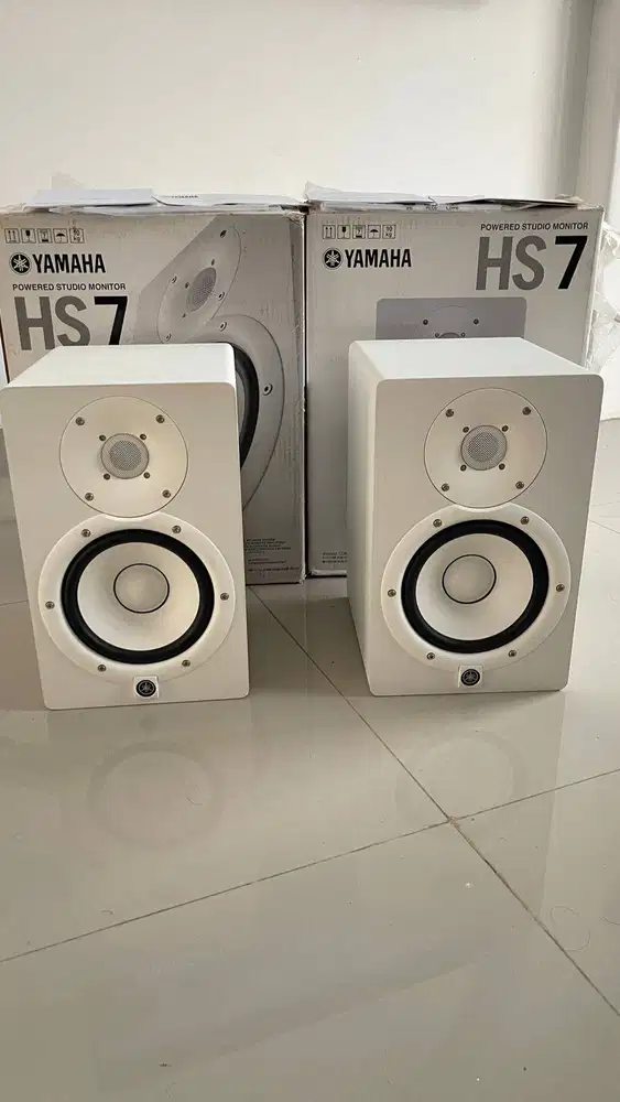 Yamaha HS7 Putih Speaker Monitor Studio Recording 6.5