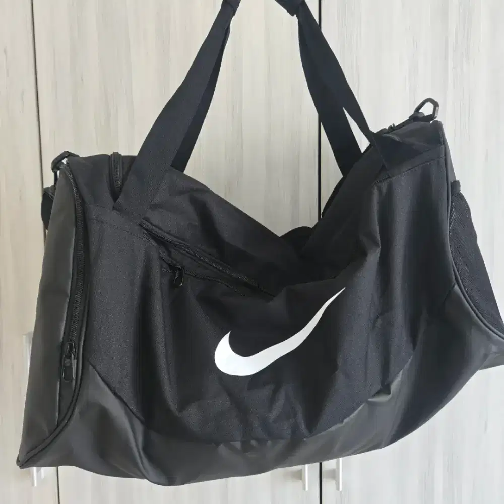 Nike duffel bag XL full black kapasitas besar