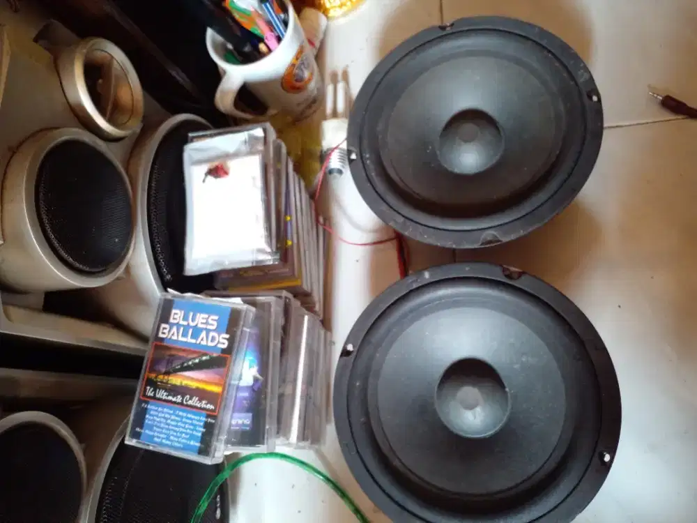 Speakers copotan subwoofer sepasang