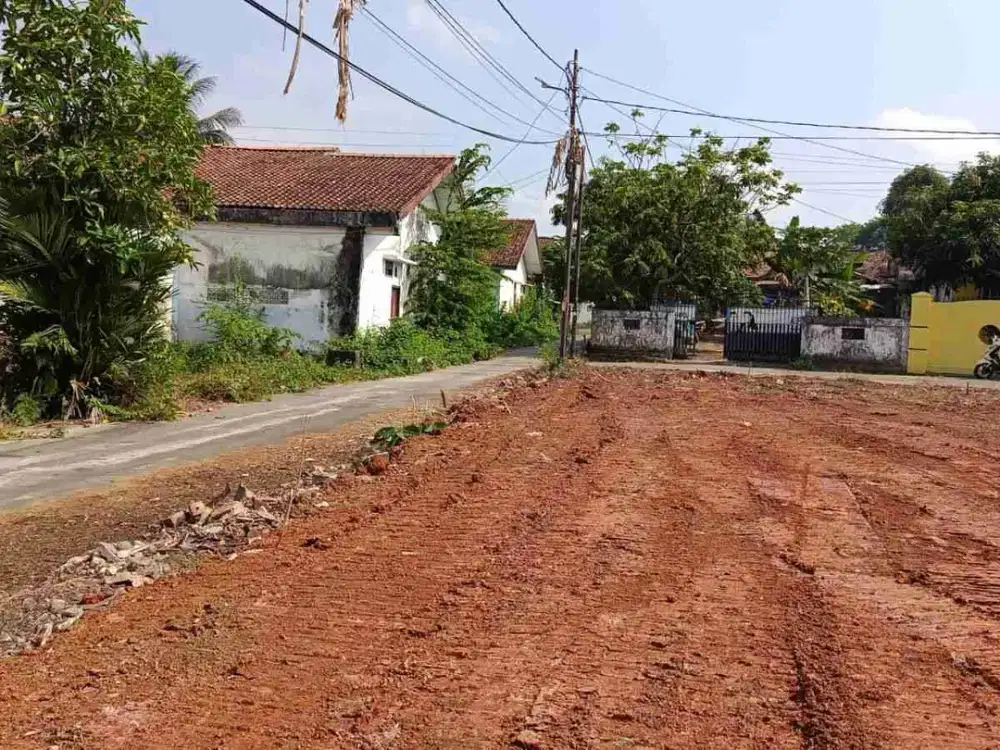 tanah di pipa reja