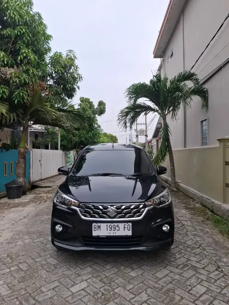 Ertiga Hybrid istimewa