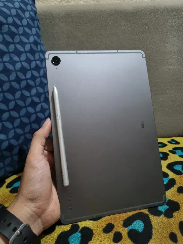 Samsung Galaxy Tab S9 FE 5G 6/128GB Wifi+Celuller Sein Indonesia