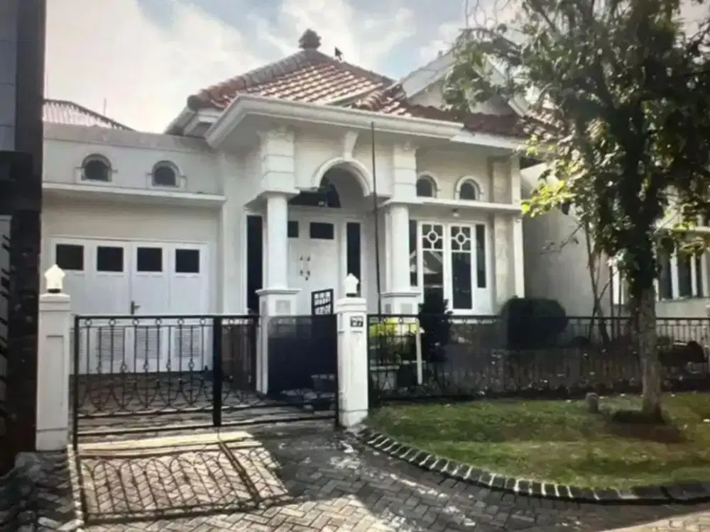Rumah istana Dieng Kawasan Elite