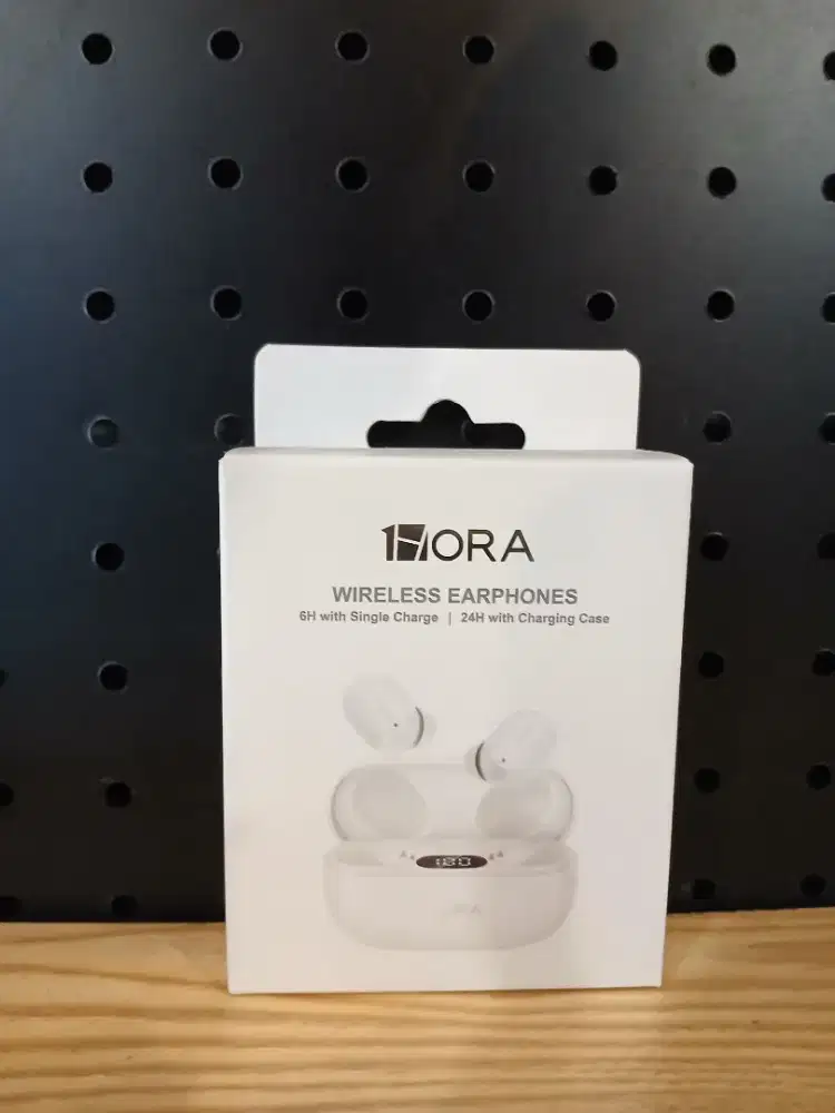 1hora Tws earphone bluetooth  AUT212 Earbuds with 24H playtime