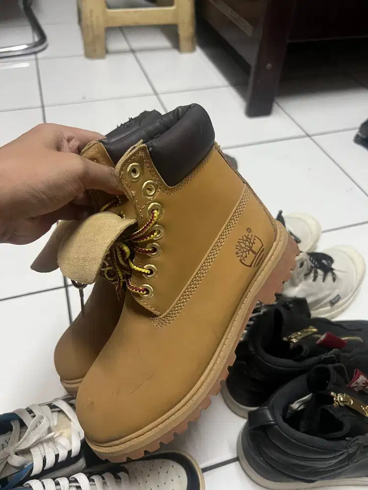 Timberland Classic Wheat (Used Women)