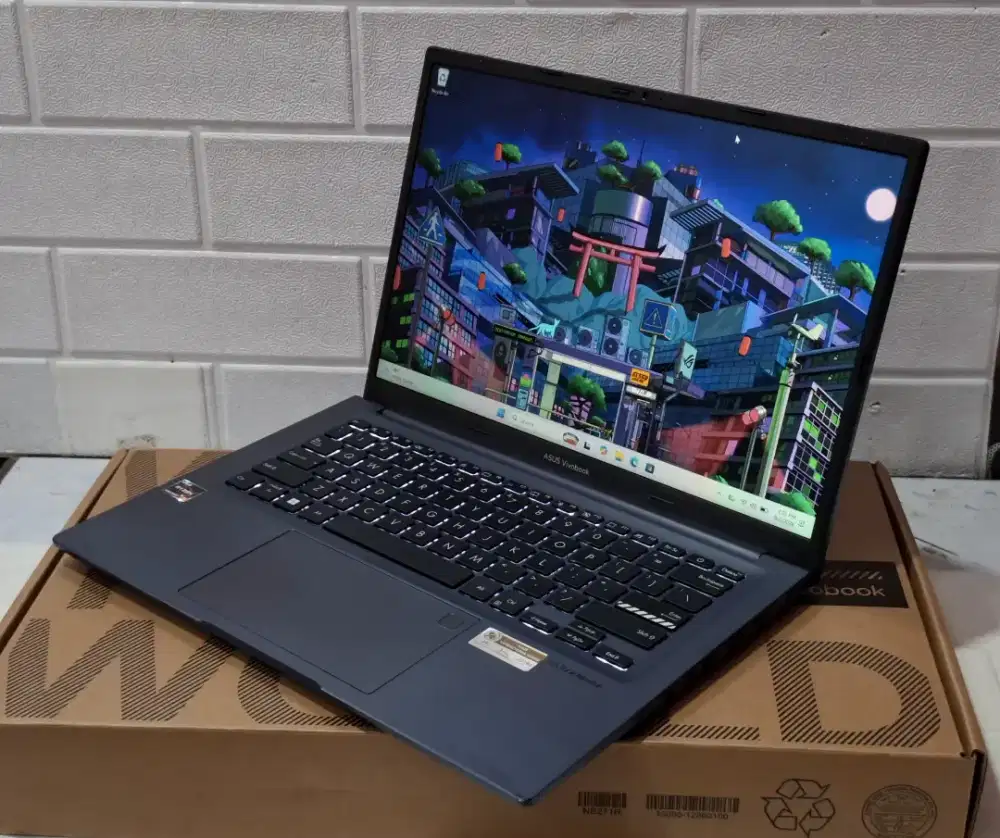 Type Laptop ASUS VivoBook M1403QA
