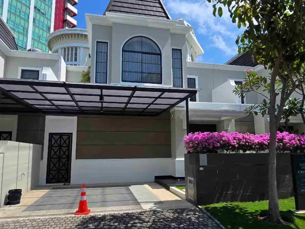 Dijual Rumah Mewah Full Furnish dekat Kampus C UNAIR dan ITS