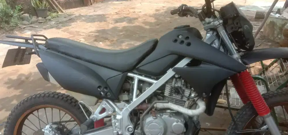 Kawasaki KLX 150cc pajak on