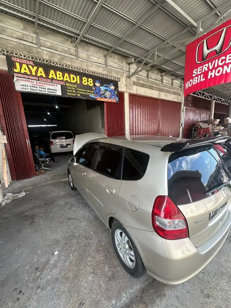 Jazz gd3 tahun 2005 matic