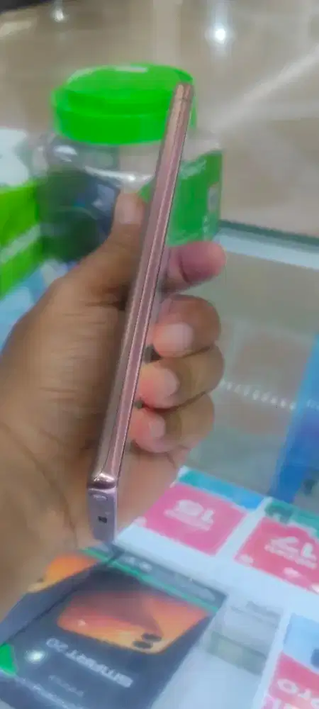 Samsung note 20 layar garis 1