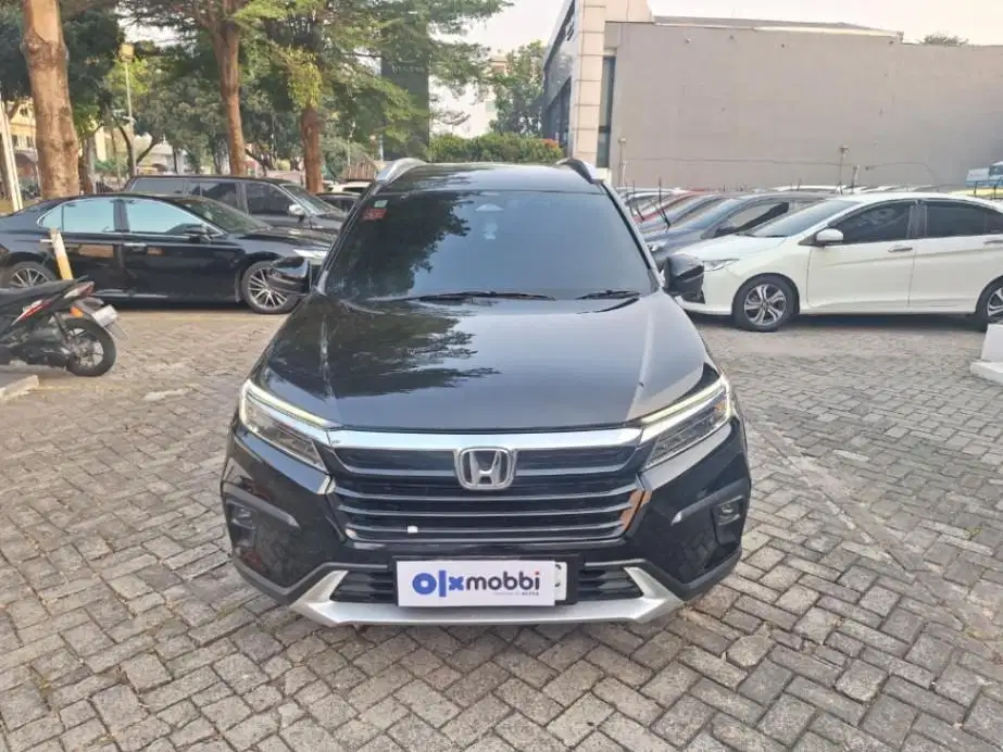 LOW DP - Honda BR-V 1.5 Prestige Sensing Bensin-AT