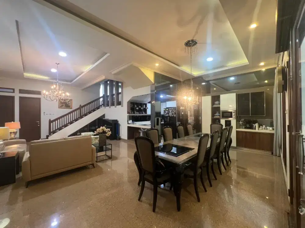 Rumah Mewah Kondisi Terawat SHM - Palem Semi Lippo Karawaci