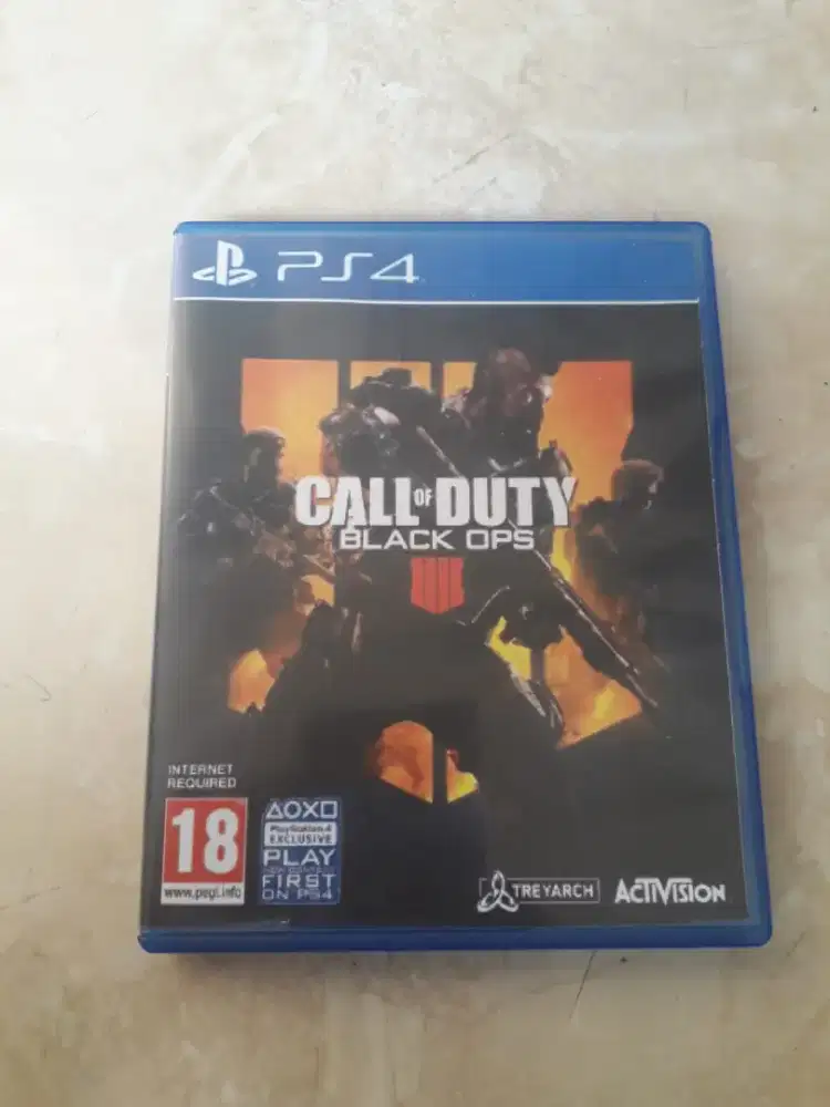Kaset ORI PS4 call of duty ada 2 judul normal mulus Poris cipondoh