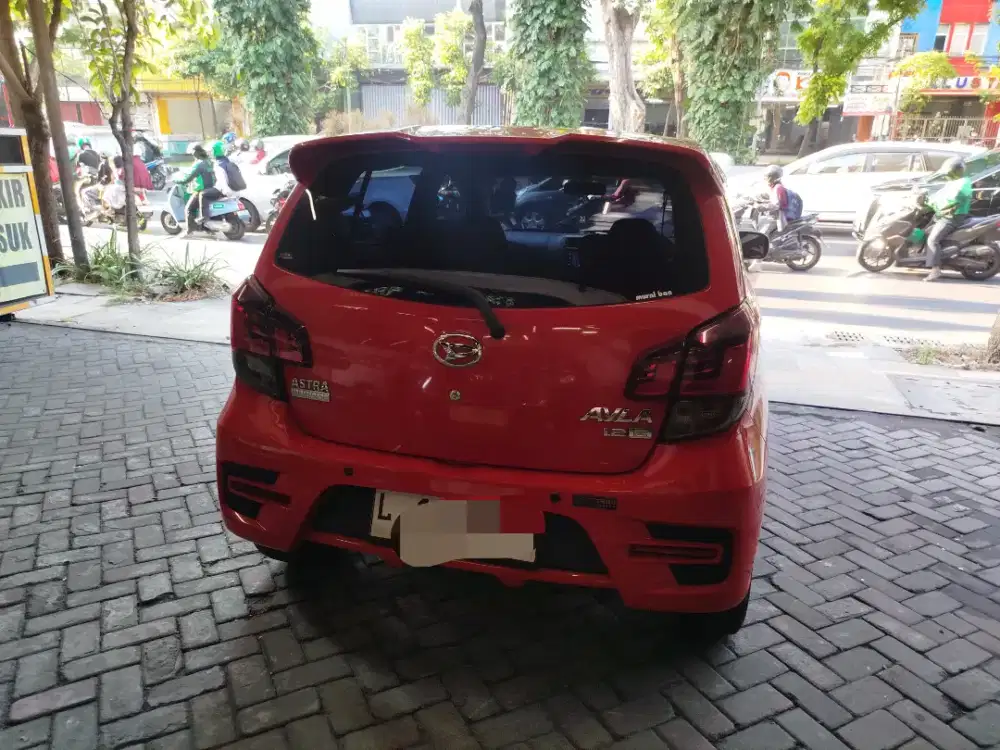 Daihatsu Ayla R MT 2018