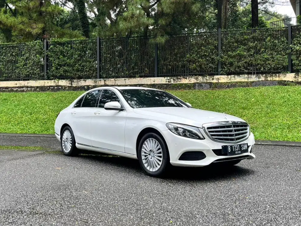 Mercy C250 Exclusive Line 2015.