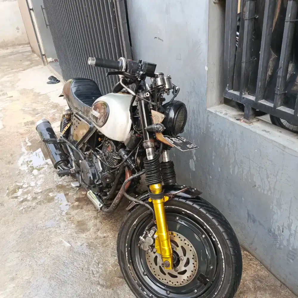 Motor Custom Bajaj Pulsar UG4 tahun 2010