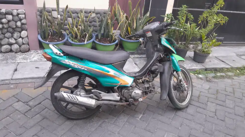 Suzuki shogun R