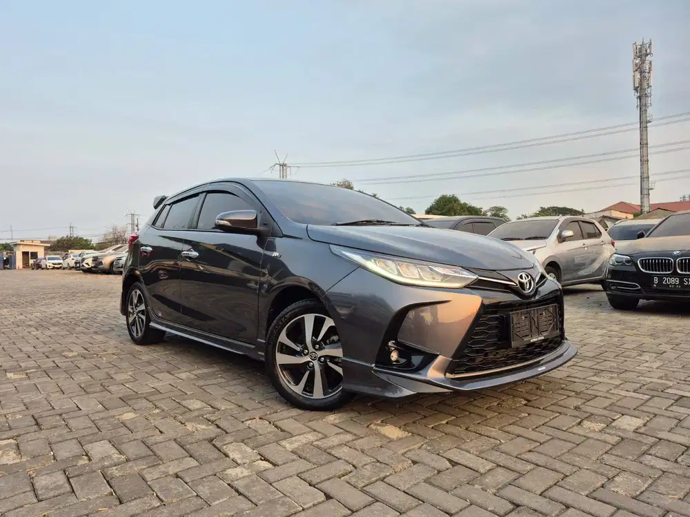 Yaris 1.5 AT GR 2021 ( Low Km )