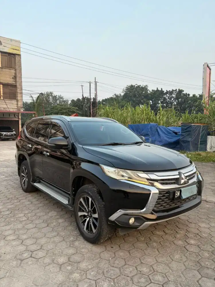 Mitsubishi pajero dakar