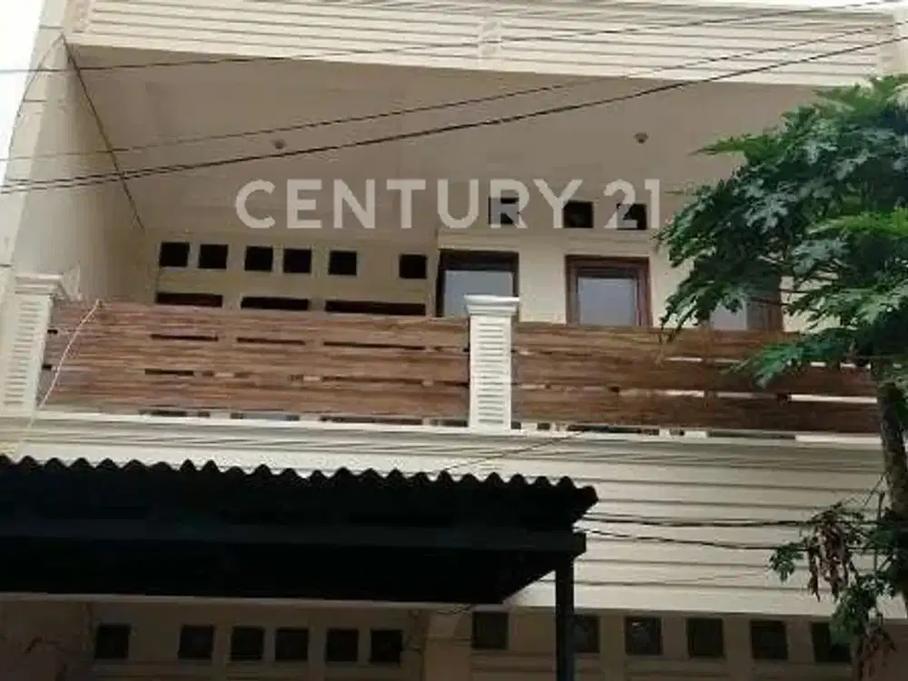 RUMAH BARU SIAP HUNI 2 LANTAI DI PONDOK KELAPA