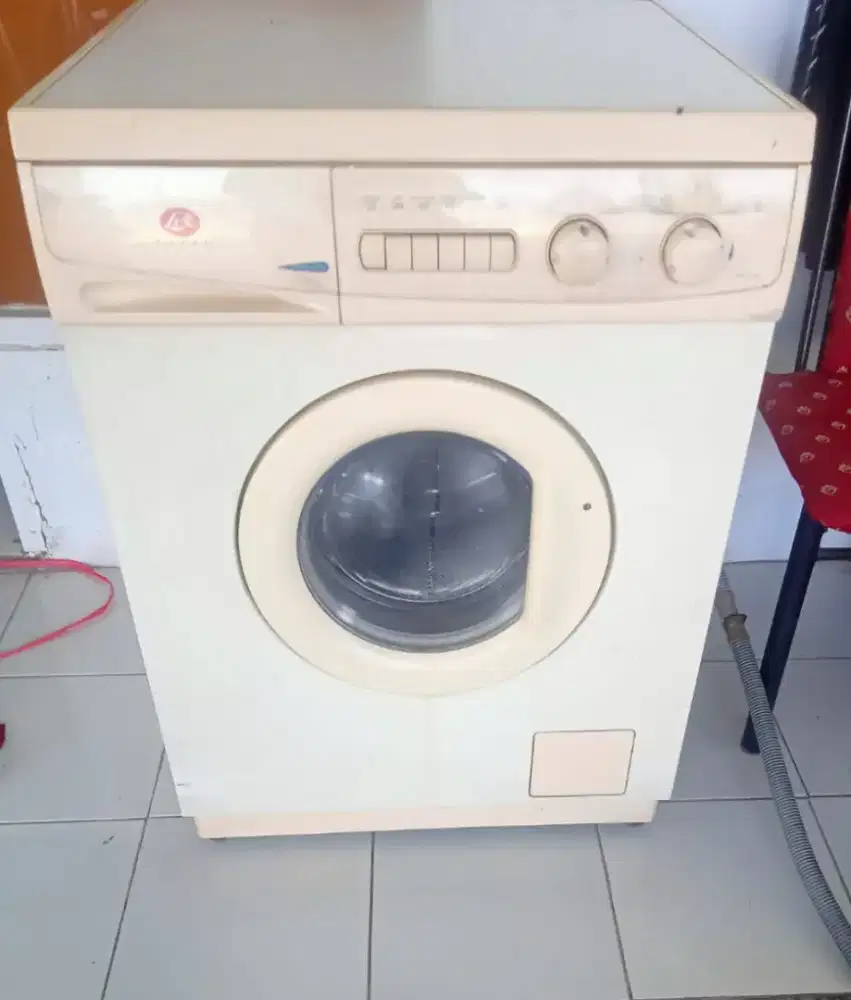 Mesin Cuci LUX WH 1090