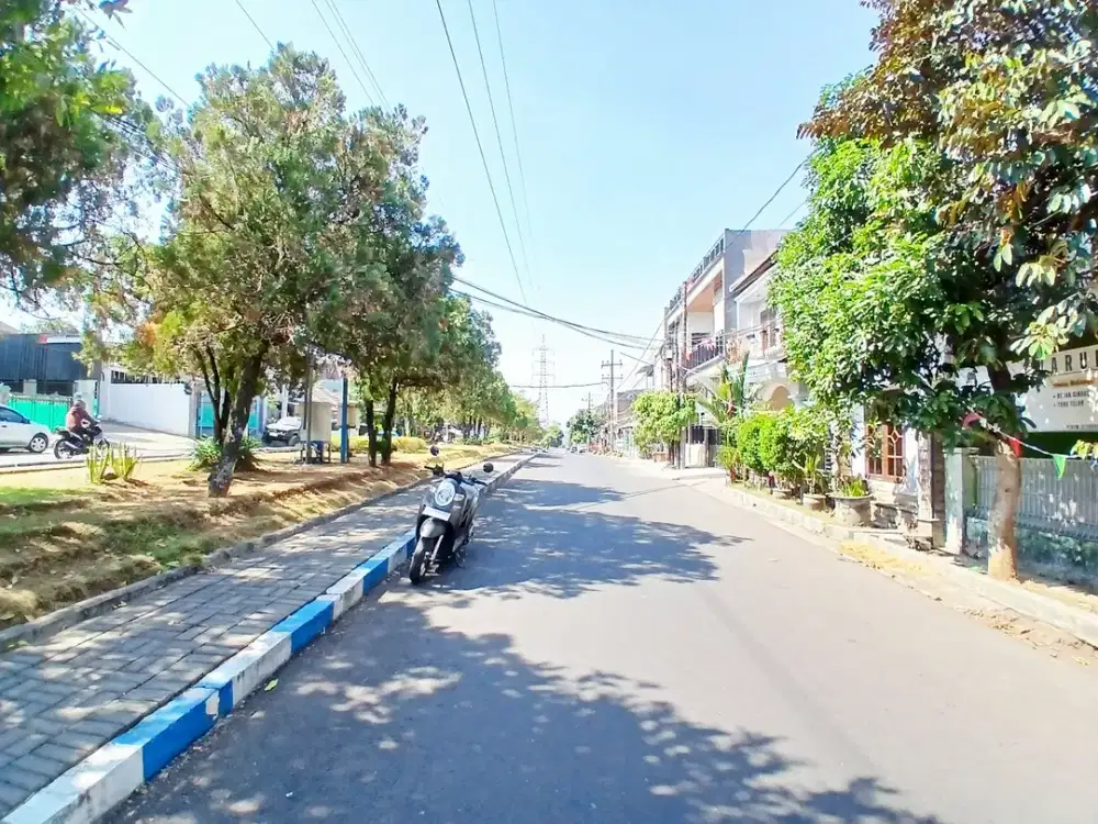 Rumah Hitung Tanah Poros Jalan Joyo Grand Merjosari Malang