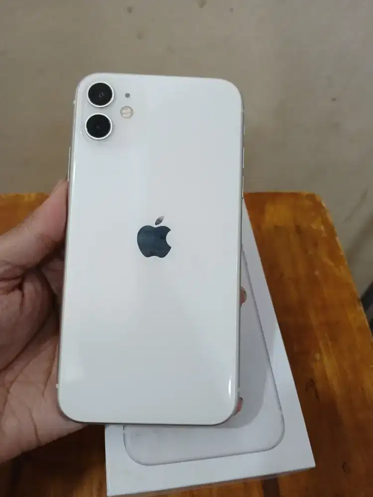 IPhone 11 256Gb white