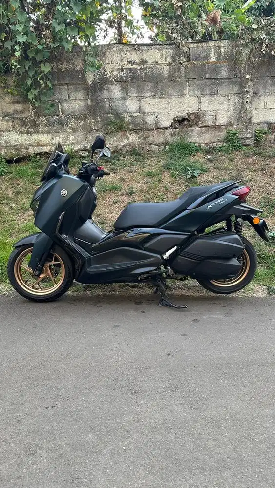Xmax new connected Istimewa like new, siap pakai No minus! ZX NINJA