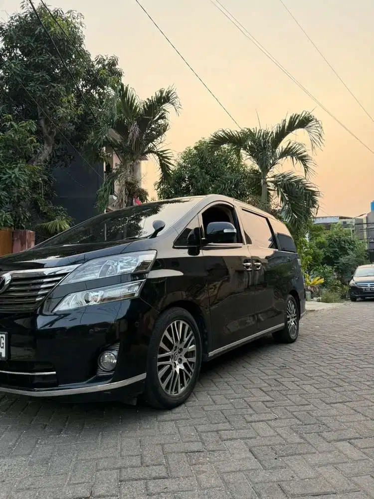 Vellfire V Premium sound