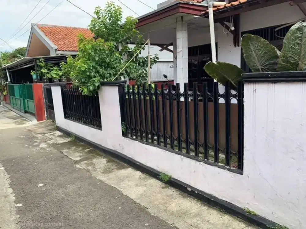RUMAH LAMA TANAH LUAS di CIGANJUR JAGAKARSA JAKARTA SELATAN