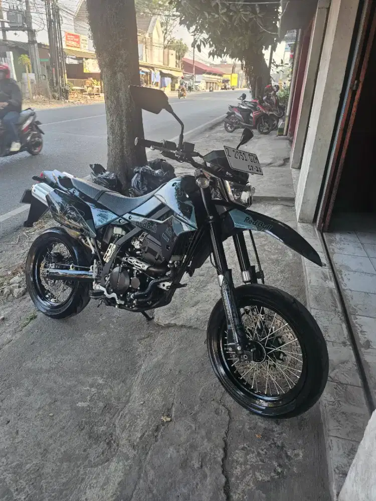 Kawasaki dtracker 250/ klx 250 2022