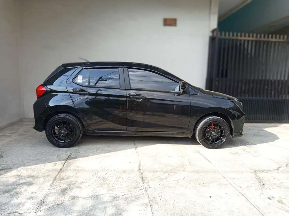 Daihatsu Ayla 2024 Bensin
