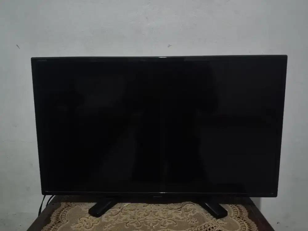 TV Sharp 24 Inch