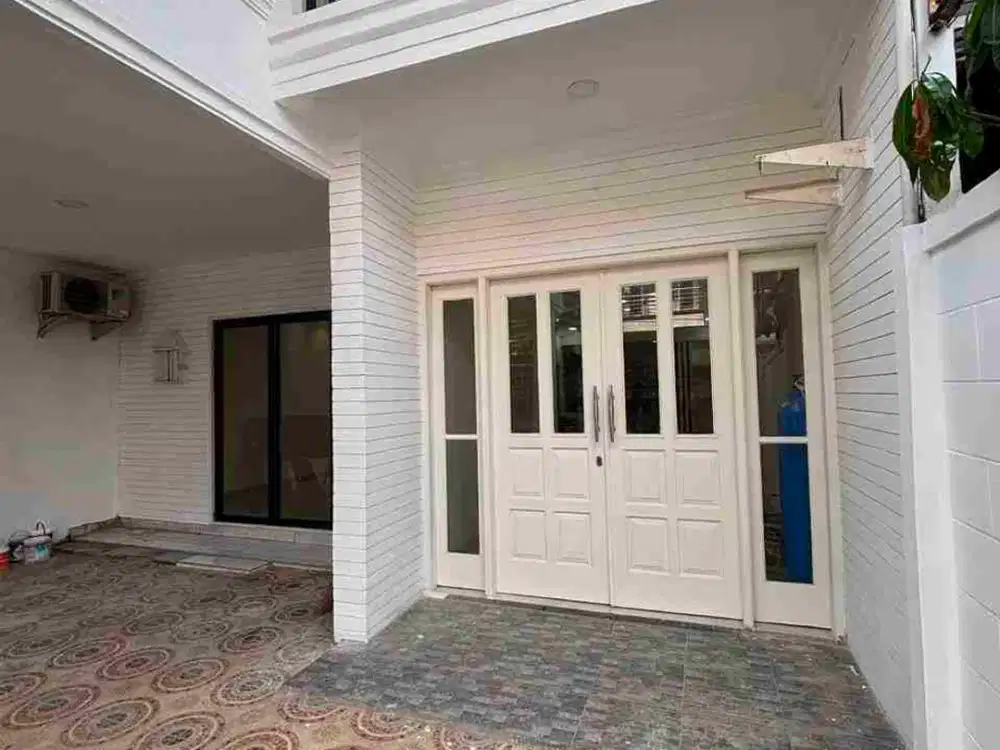 Dijual Rumah di Taman Palem Lestari