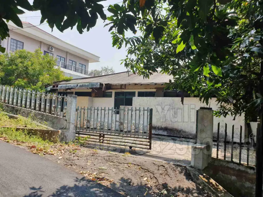 Dijual Rumah Posisi Hook Hitung Tanah di Bukit Sari, Semarang