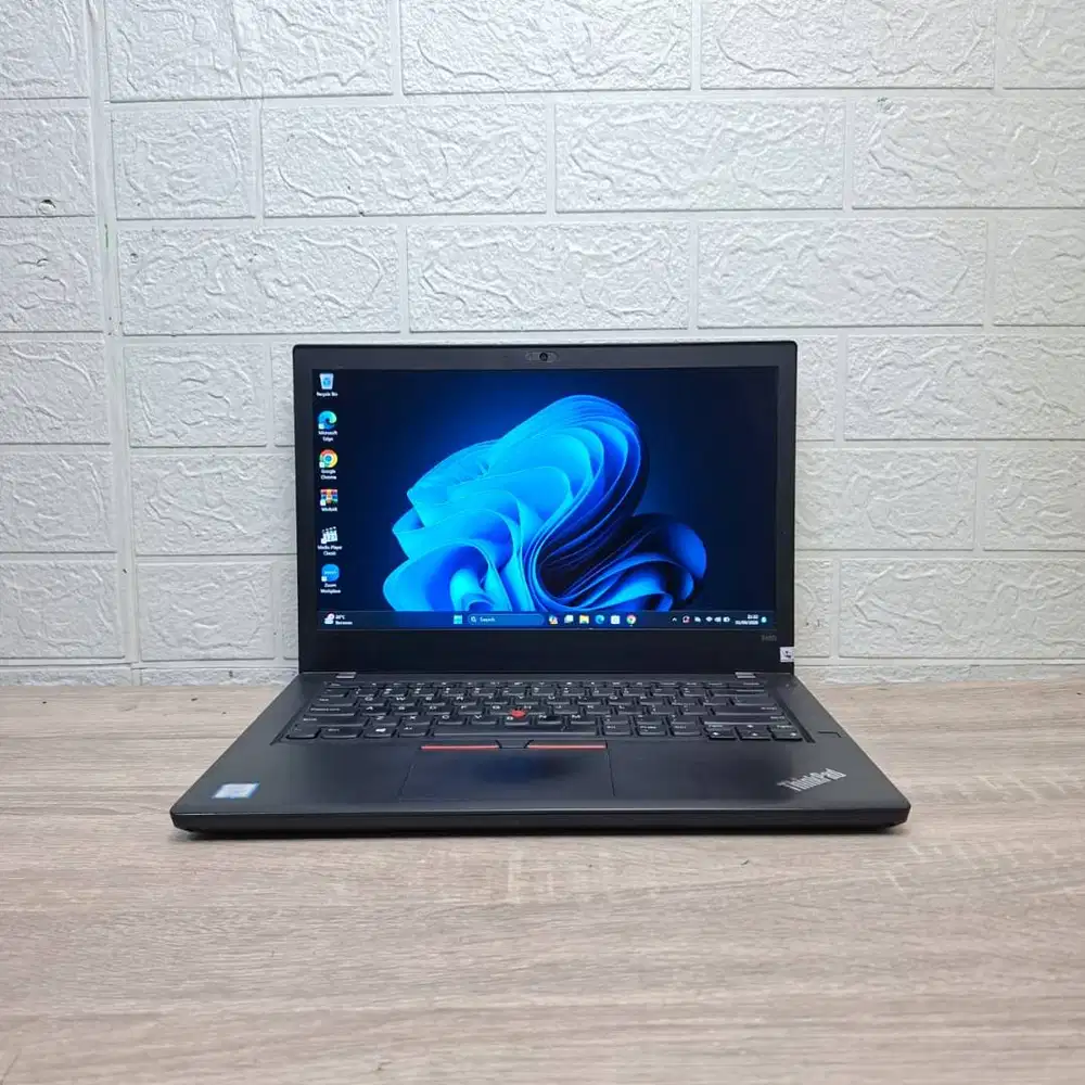 Laptop Thinkpad T480 Core i5 Gen8 RAM 8 SSD 256GB 14in FHD Touchscreen