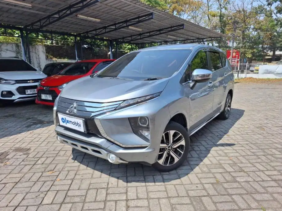 LOW DP Mitsubishi Xpander 1.5 Ultimate Bensin-AT 2019 TYV