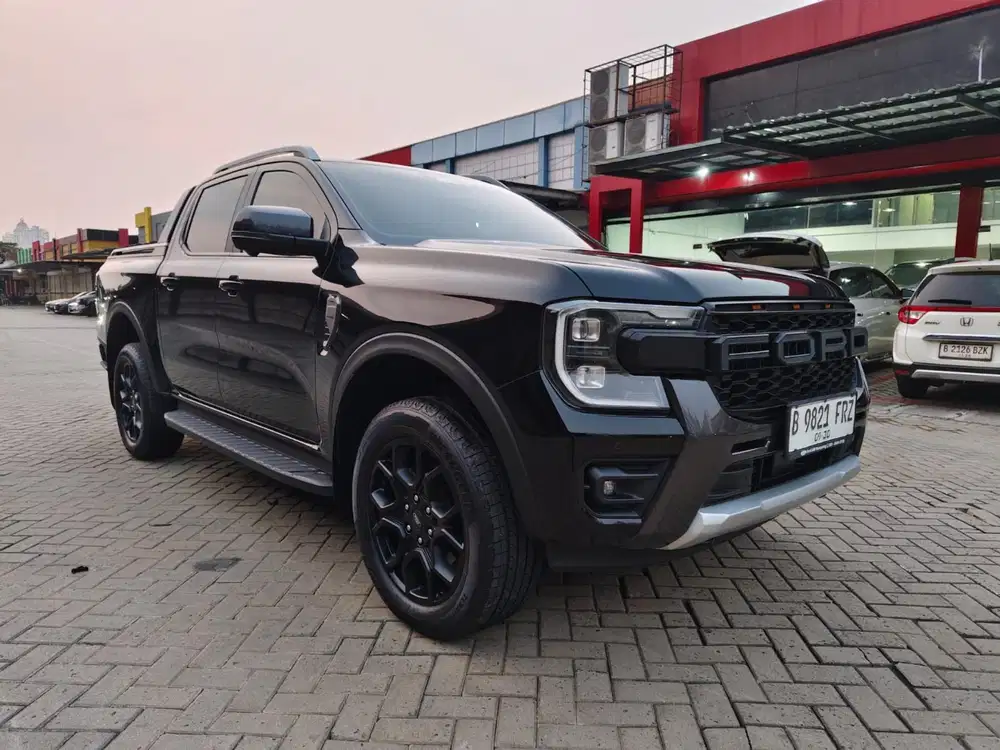 FORD RANGER WILDTRAK DOUBLE CABIN AT 2025 LOW KM LIKE NEW TOP COND