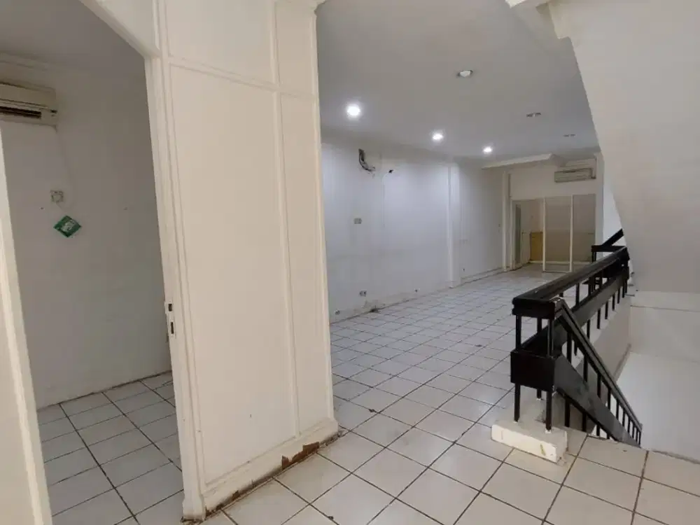 Ruko di Jual di Kebayoran Baru