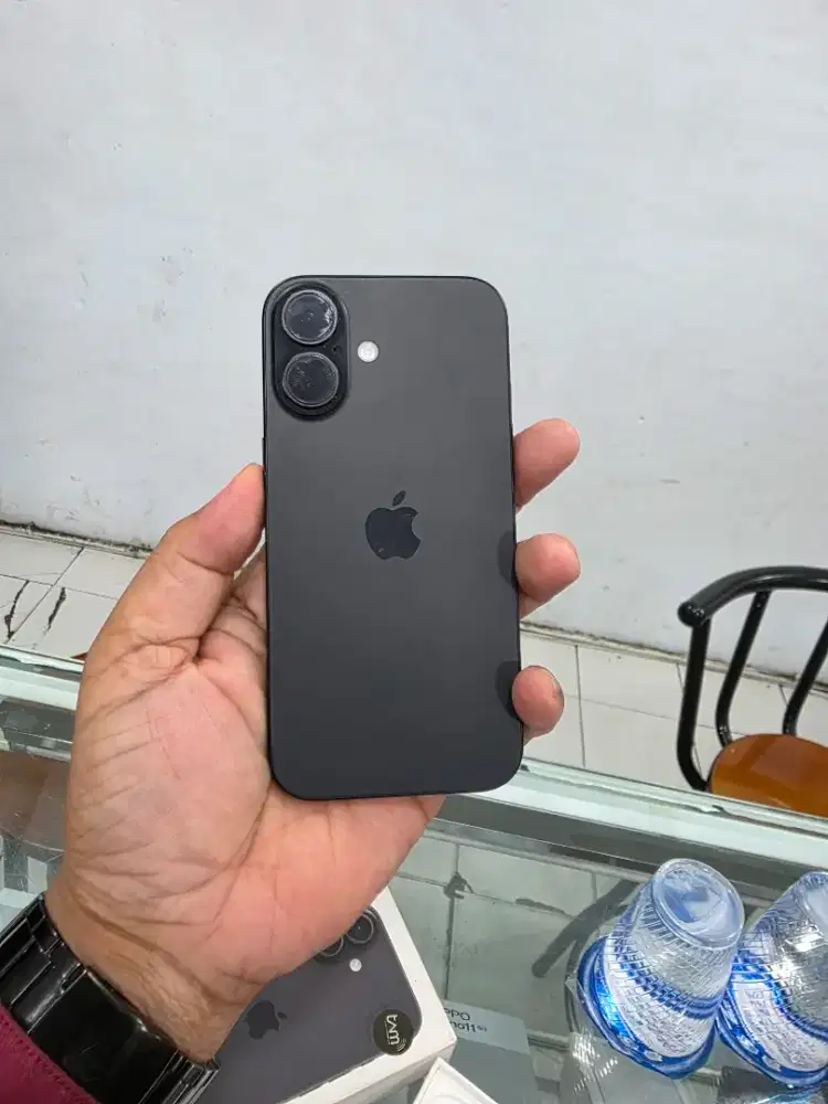 Iphone 16 128gb black ibox mlus lengkap bh 90
