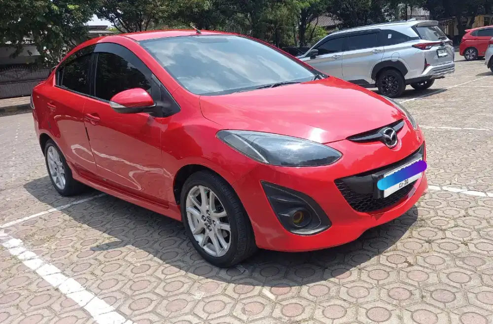Mazda 2 SEDAN RZ AT 2012/2013 Merah Cash/Tukar-tambah/kredit