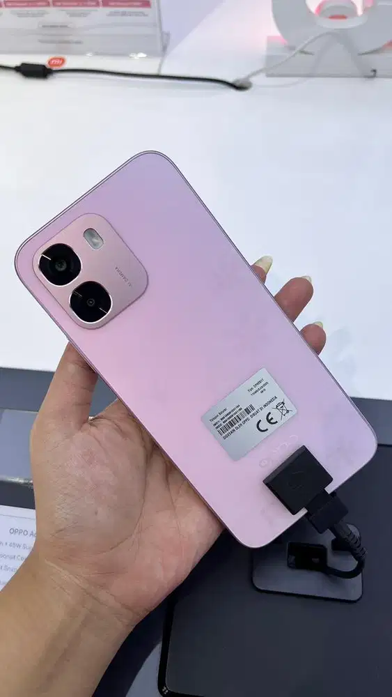 OPPO A6 NFC 4GB / 128GB