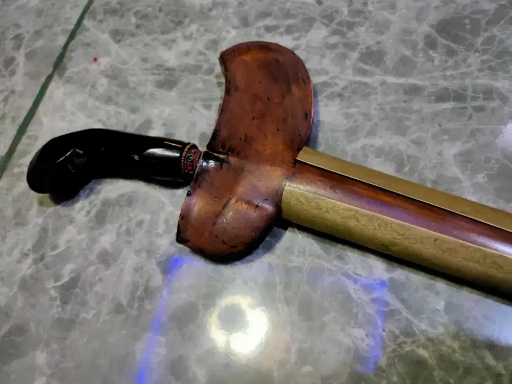keris lurus lawasan
