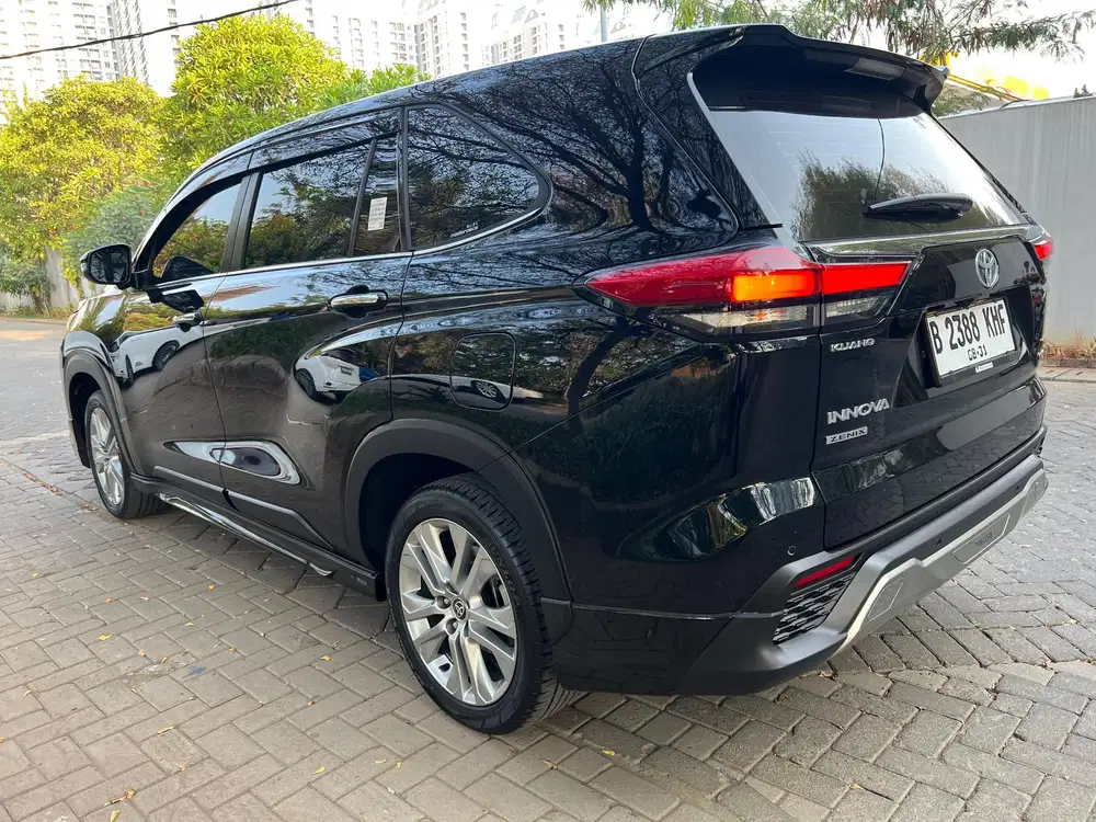 TOYOTA Kijang Innova Zenix Q Hybrid 2.0 AT 2026