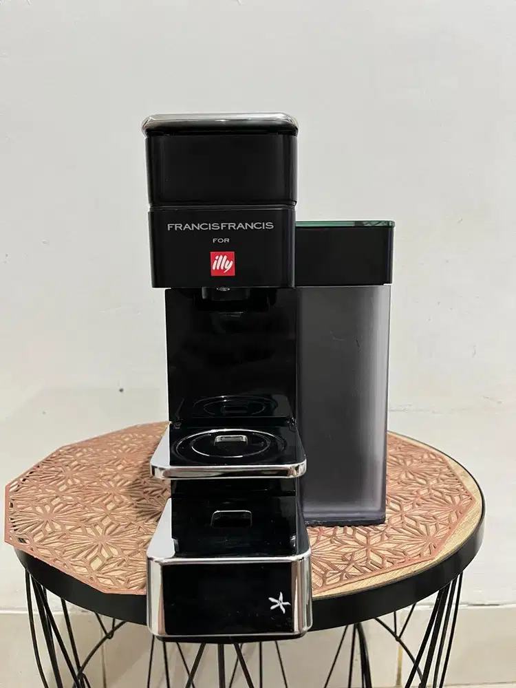 DIJUAL MESIN KOPI FRANCISFRANCIS FOR ILLY Y1.1 TOUCH – BLACK
