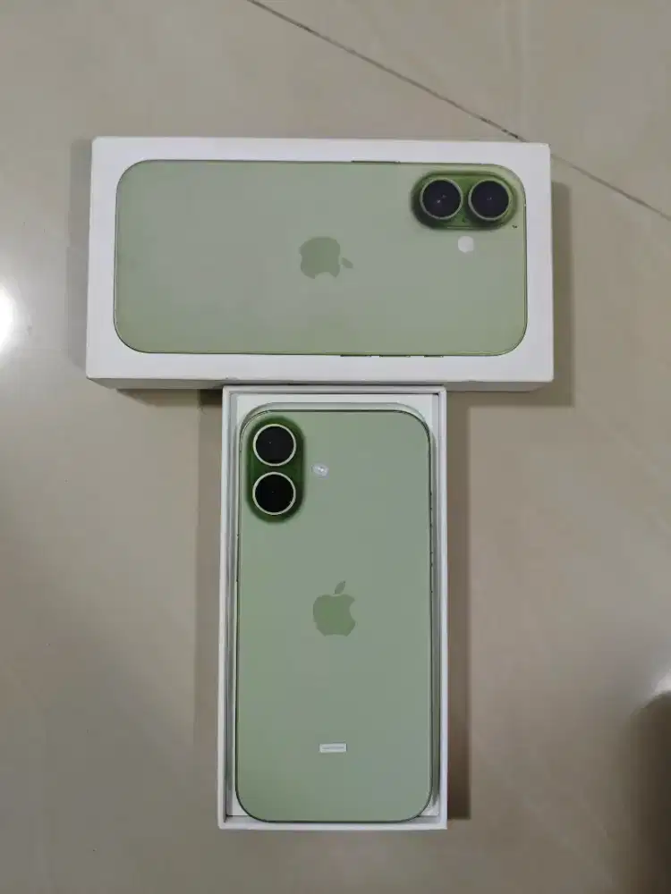iPhone 17 256 Green mulus like new