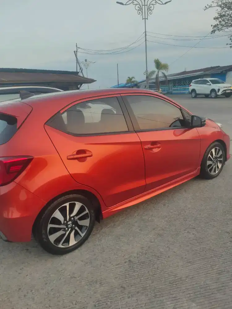 Mobil bekas rasa baru