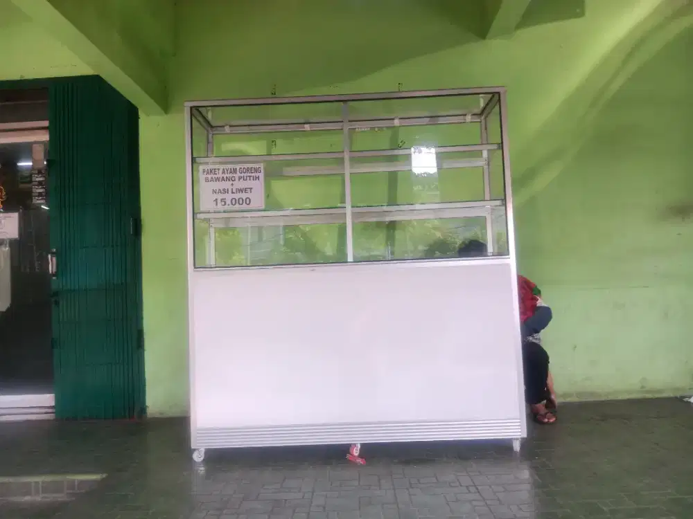 Etalase Warteg padang